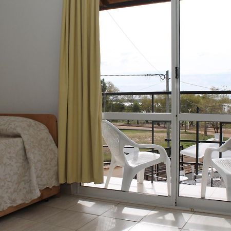 Brisas Del Lago Apartamentos Colón Buitenkant foto