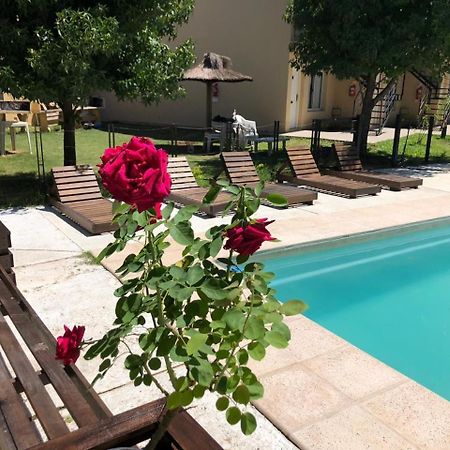 Brisas Del Lago Apartamentos Colón Buitenkant foto