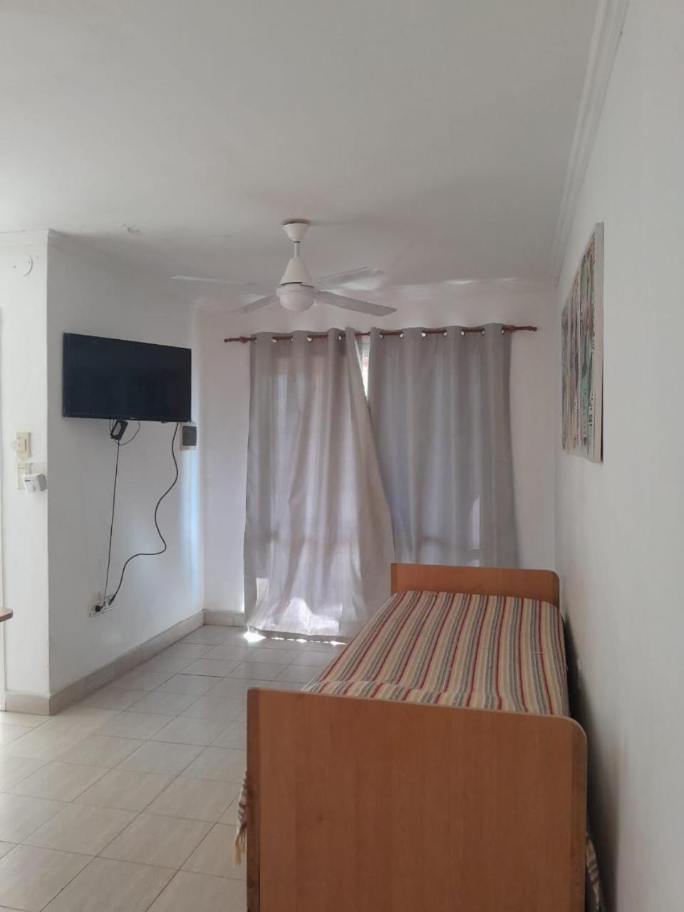 Brisas Del Lago Apartamentos Colón Buitenkant foto