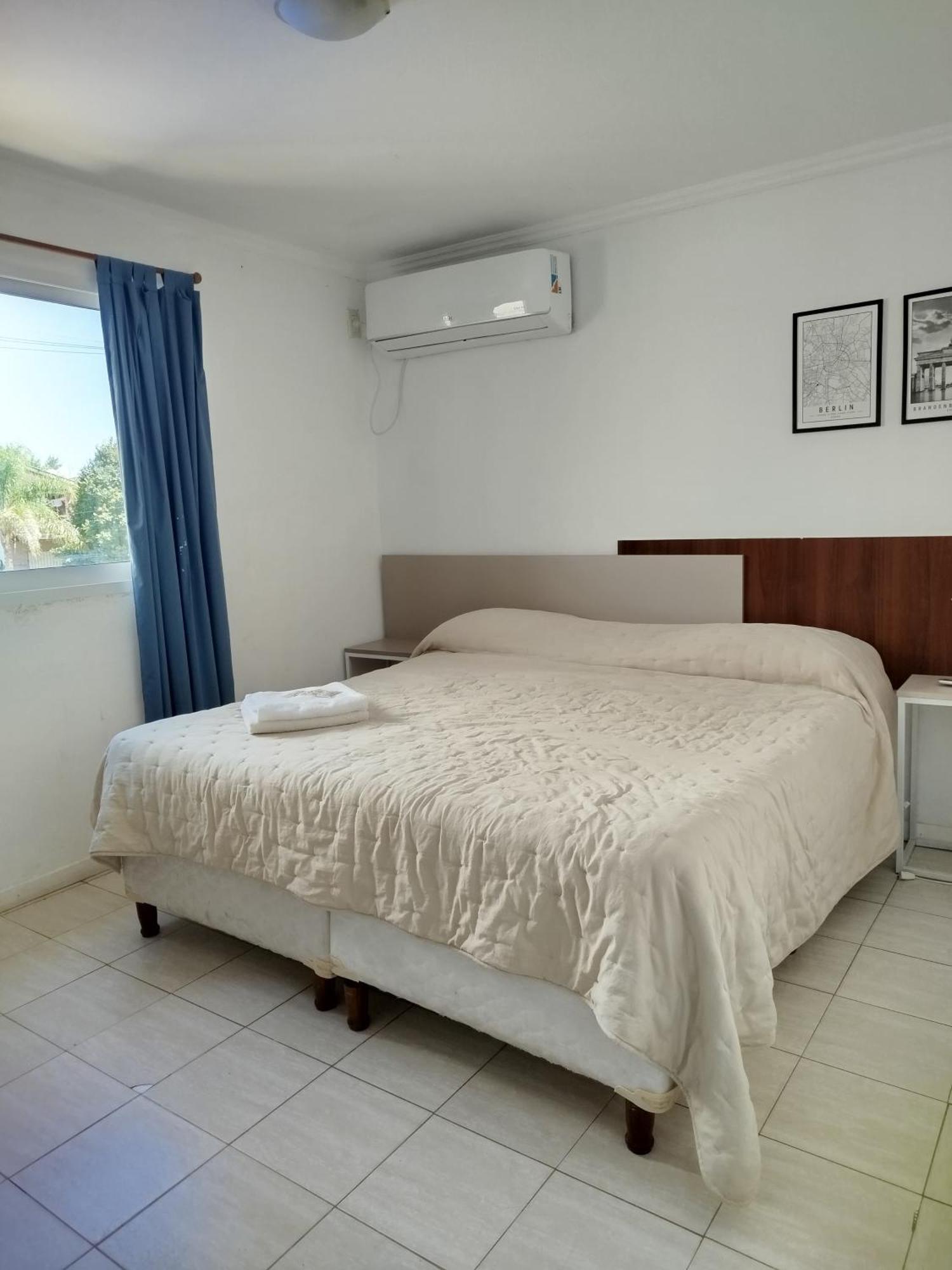 Brisas Del Lago Apartamentos Colón Buitenkant foto
